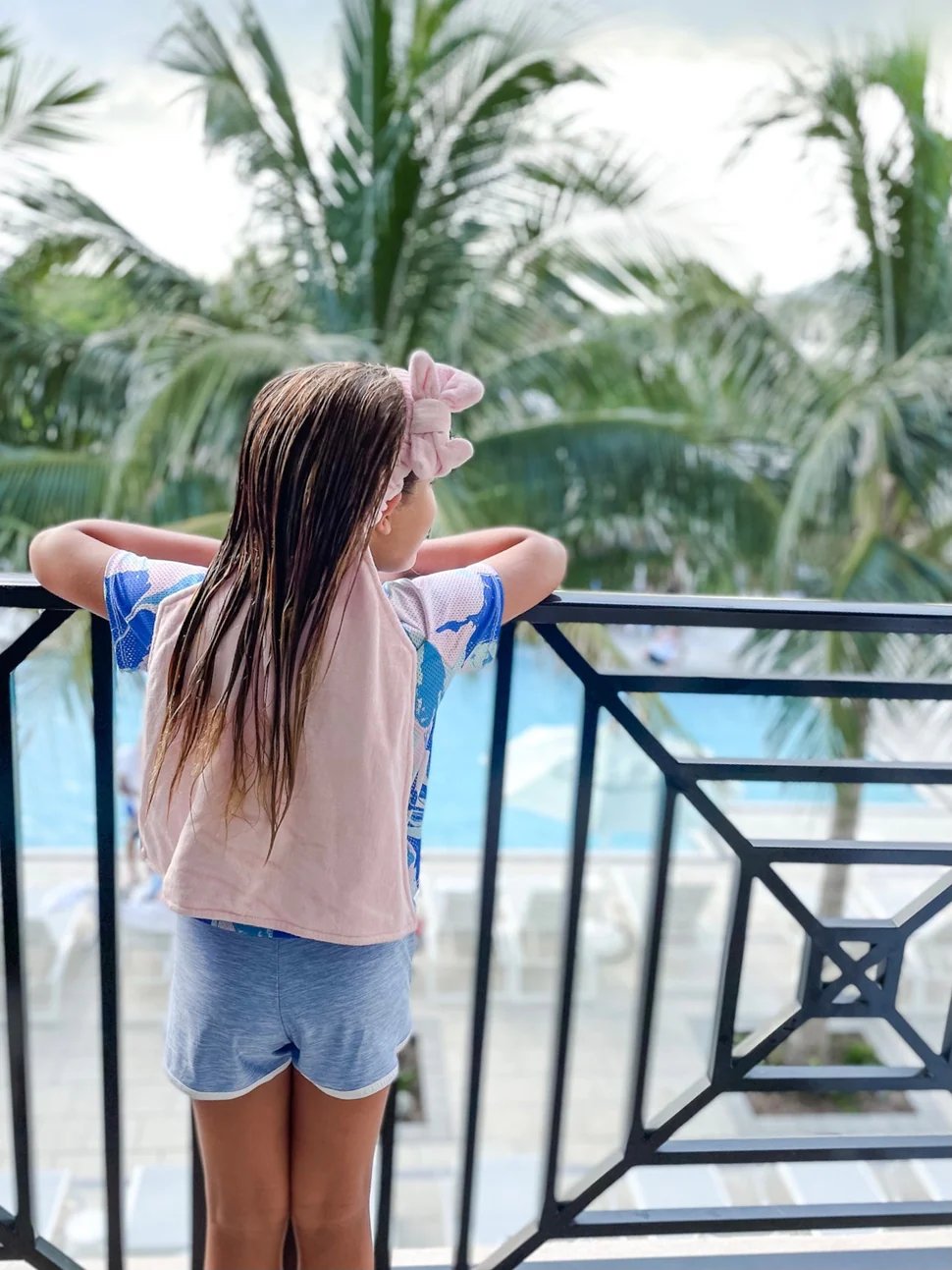 Towel Back: The Hands - Free Hair Drying Solution for Kids