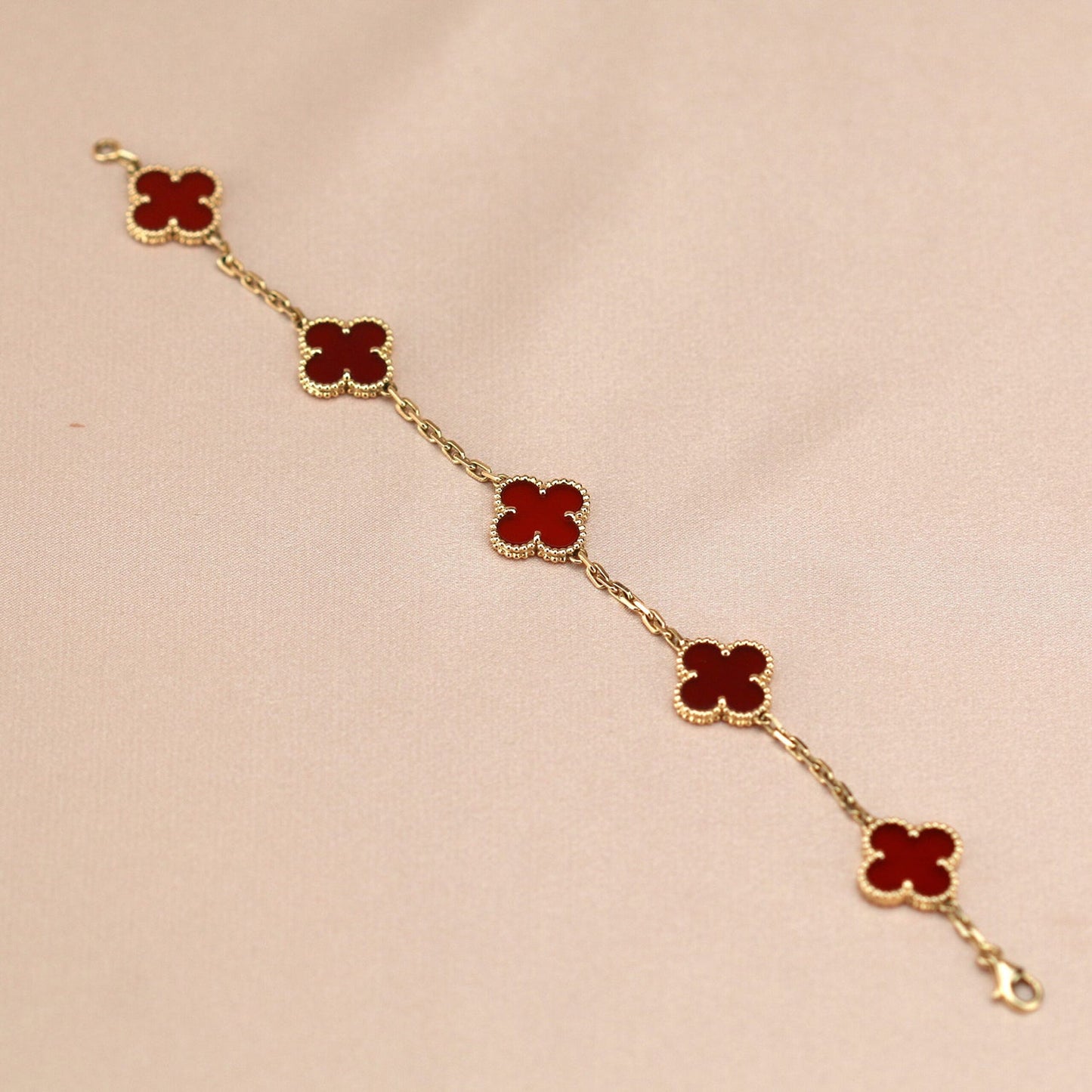 ˇShiny JewelryˇCLOVER 5 MOTIFS RED AGATE BRACELET
