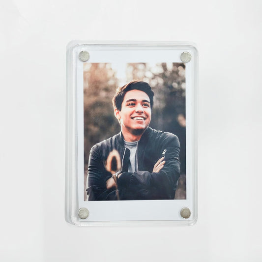 The Zappy Box Personalized Polaroid Magnet Frame, 6.9 cm x 10.1 cm Custom Fridge Magnet