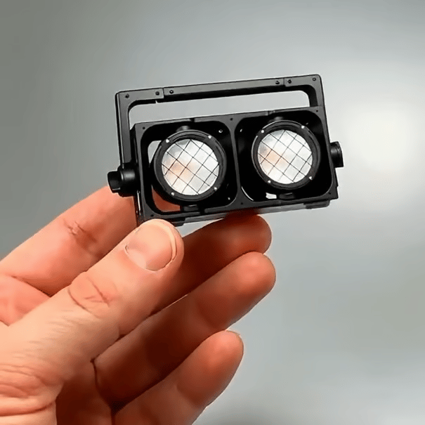 The Stage in Your Palm: Fully Functional Miniature Stage Light