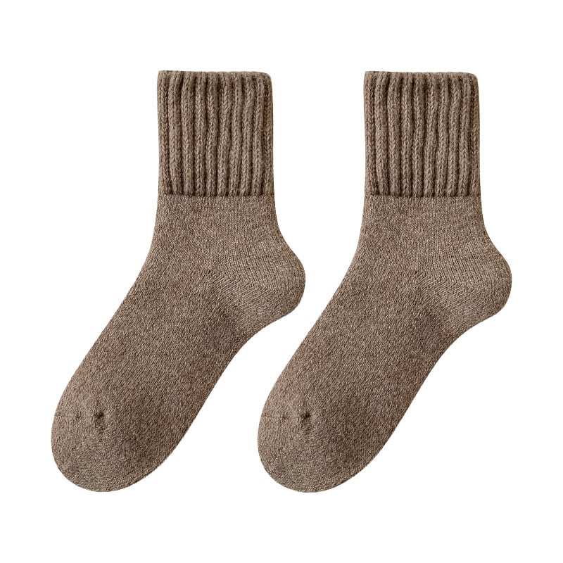 Women’s Solid Mid-Calf Socks
