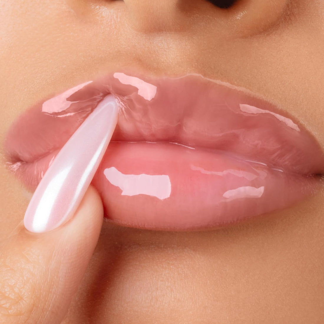 Gisou Honey Infused Hydrating Lip Oil