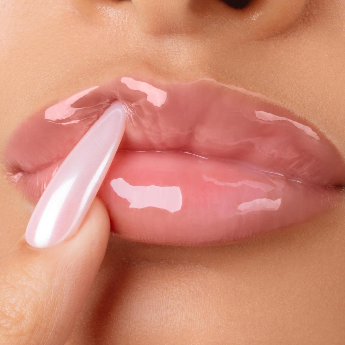 Gisou Honey Infused Hydrating Lip Oil
