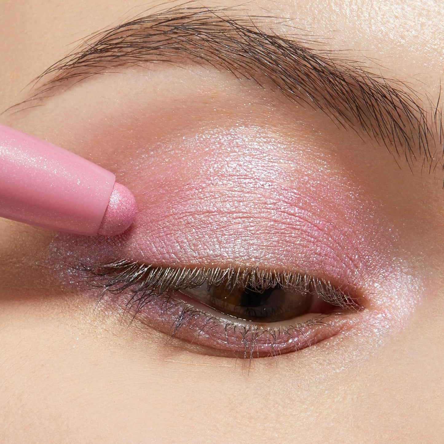Eyeshadow Pen in Lasting Color