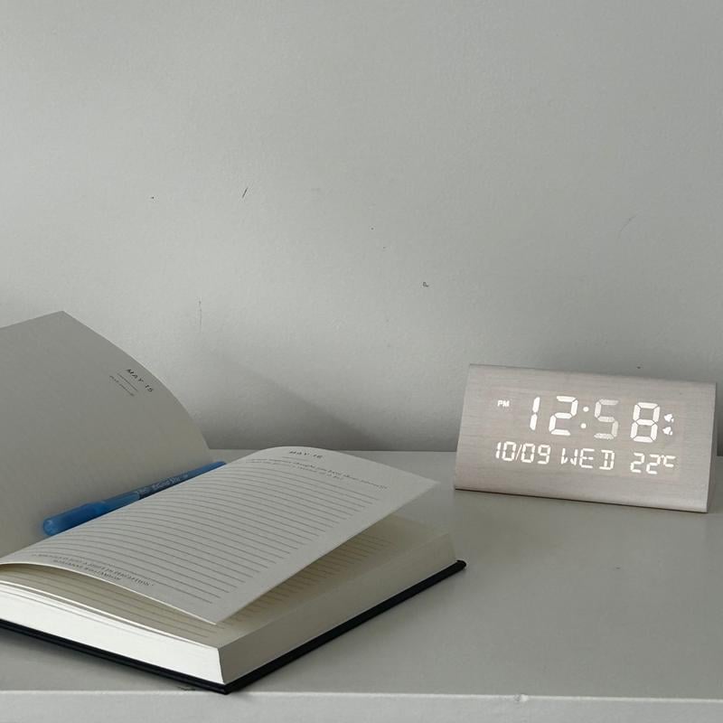 365-Day Guided Personal Growth & Self-Reflection Journal