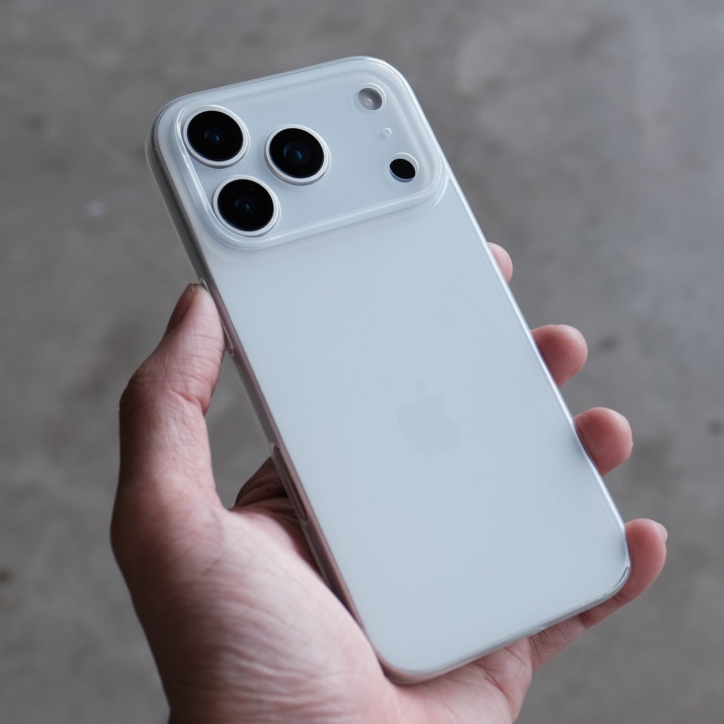 Bare Naked - for iPhone 17 Pro Max