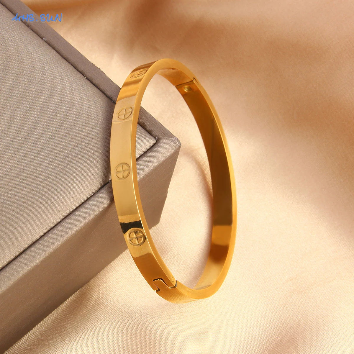 LOVE BRACELET 6.1MM