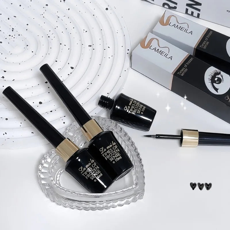Black Waterproof Eyeliner Pen – Ultra-Fine Tip, Quick-Dry & Long-Lasting