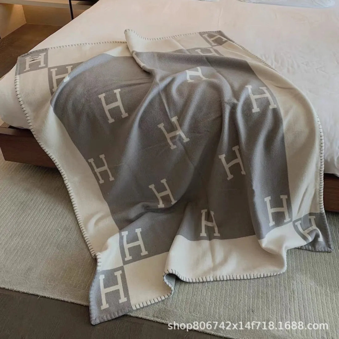Letter Luxury Heavy Wool Cashmere Blanket Soft Warm