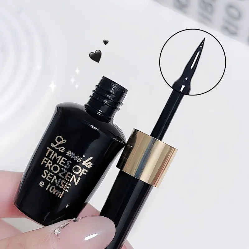 Black Waterproof Eyeliner Pen – Ultra-Fine Tip, Quick-Dry & Long-Lasting