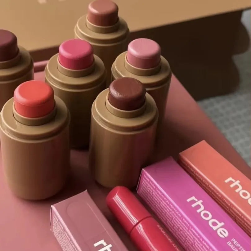 Plumping Lip Oil Balm – Hydrating Pink Tint & High-Gloss Shine