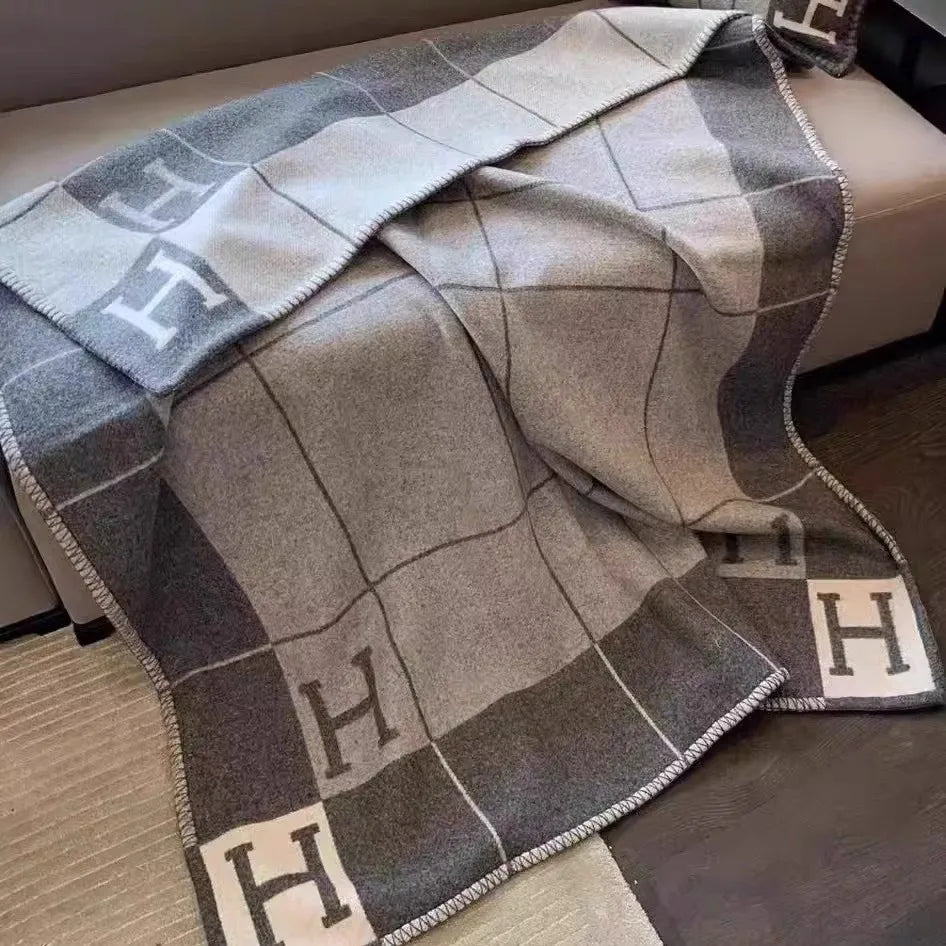 Letter Luxury Heavy Wool Cashmere Blanket Soft Warm