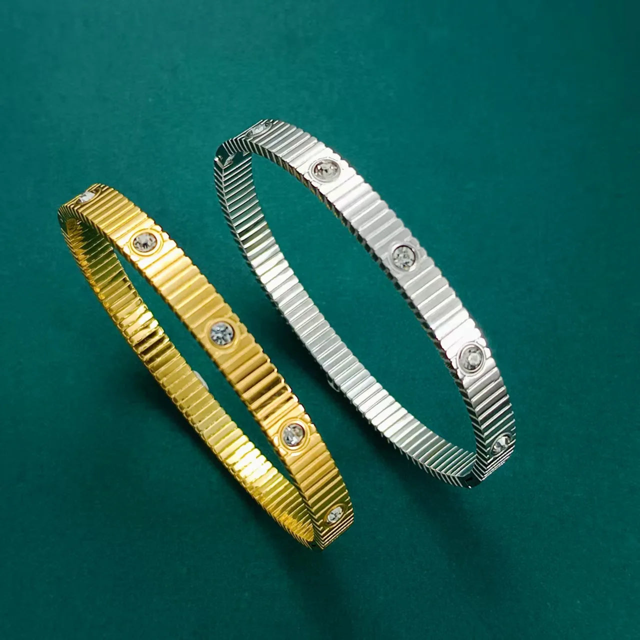 18K Gold Spiral Stripe Bracelet