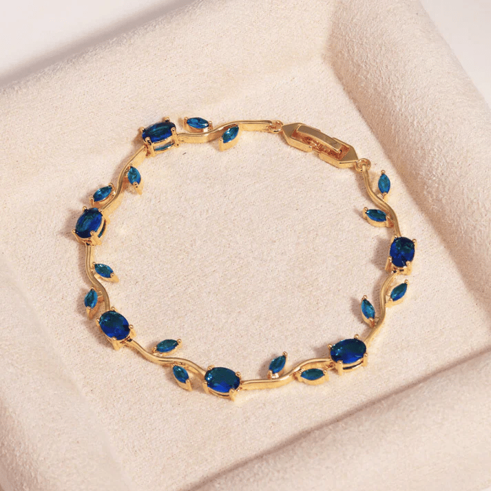 14K Gold - Dainty Rose Bracelet