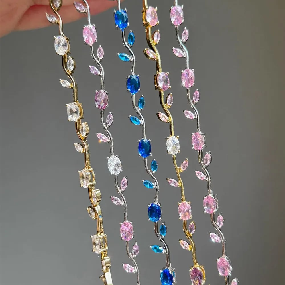 14K Gold - Dainty Rose Bracelet