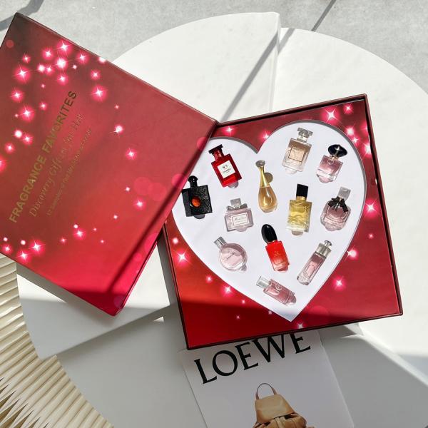 Fragrance Favorites Discovery Gift Set: 12 Luxury Mini Perfumes