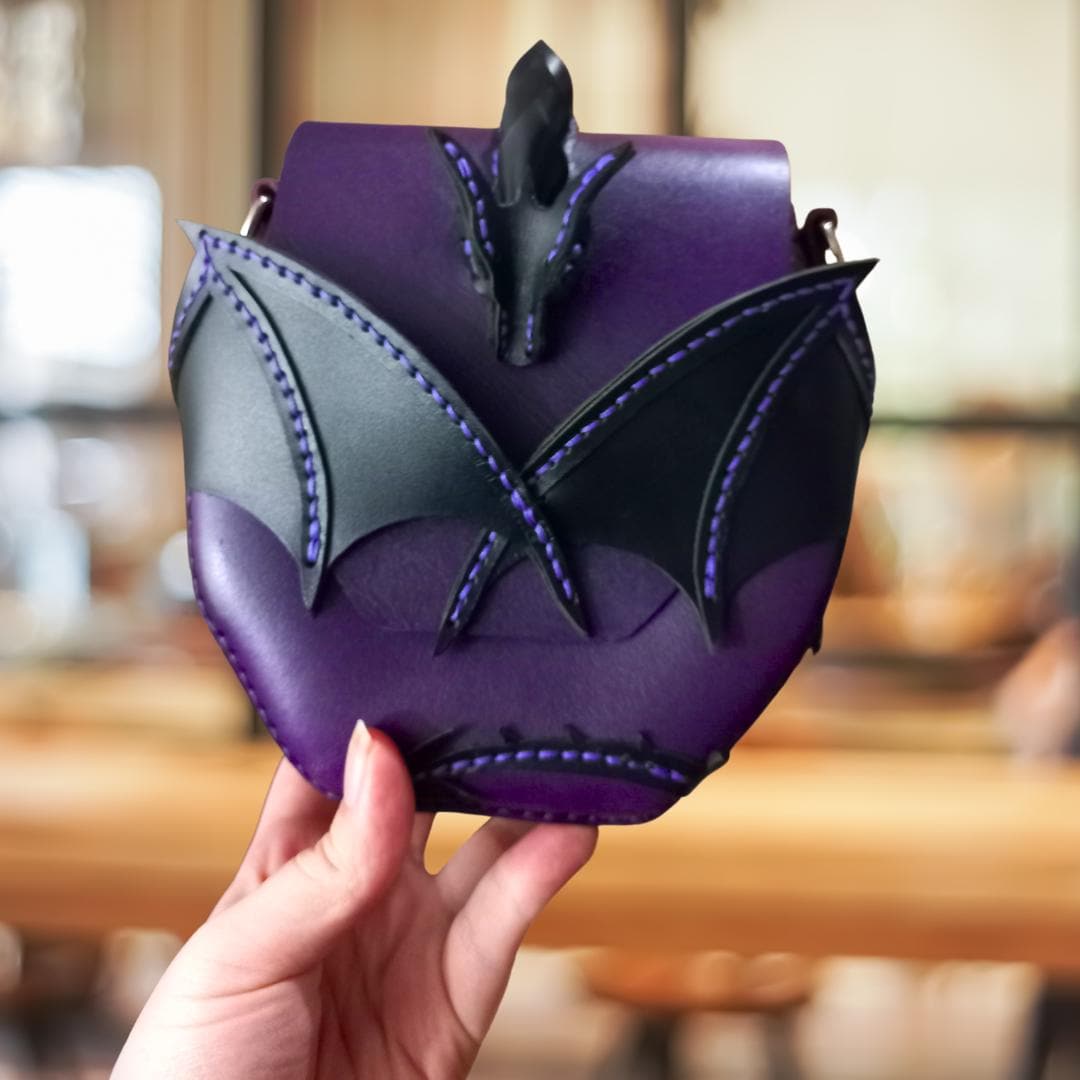 Dragon Embrace dragon handbag, natural leather